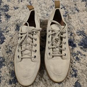 Toms, Sz.10, Beige